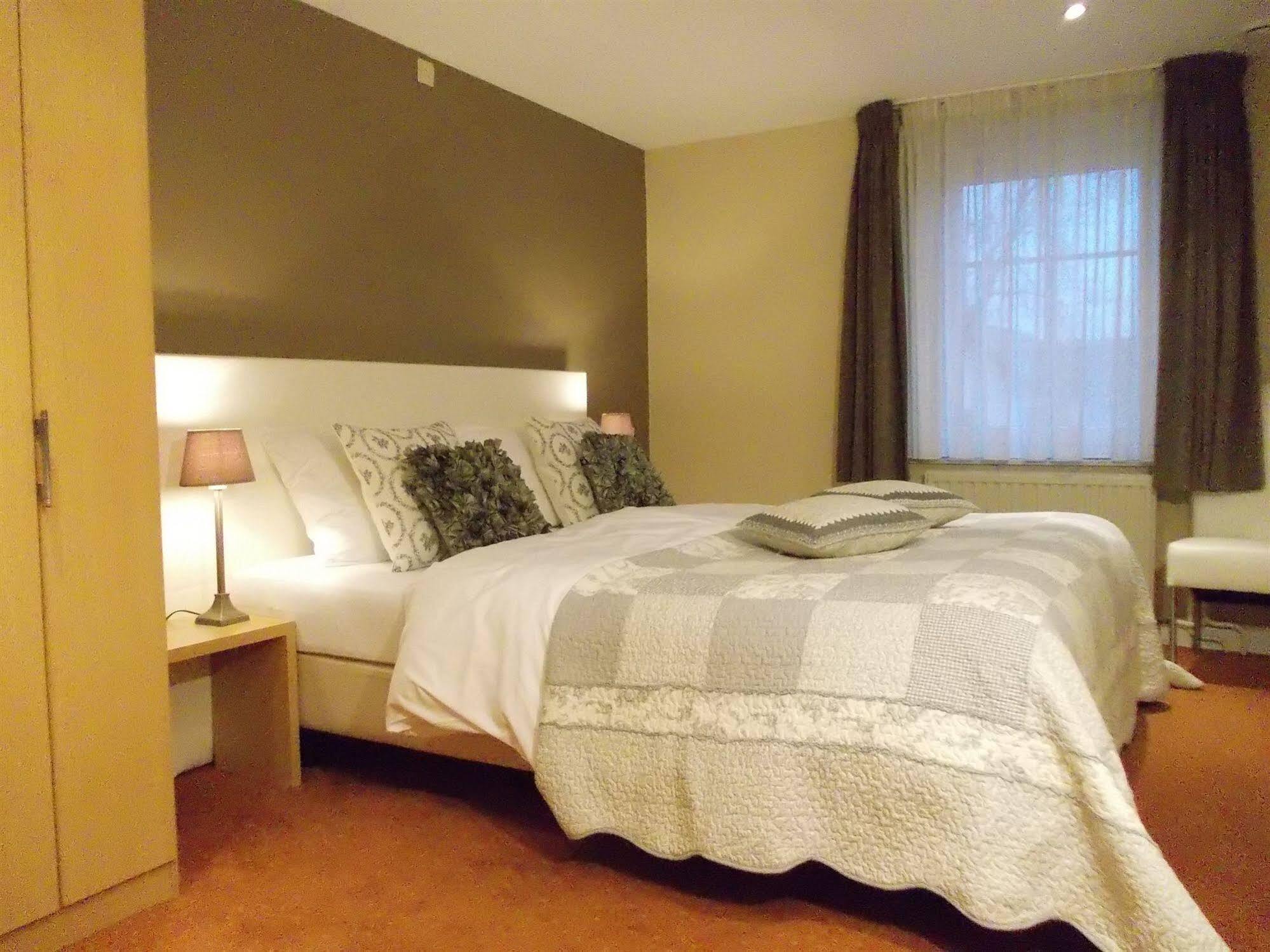 Aparthotel Ons إيبين المظهر الخارجي الصورة